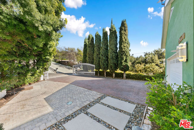 MLS #25596357 image #18