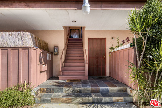 MLS #25596401 image #2