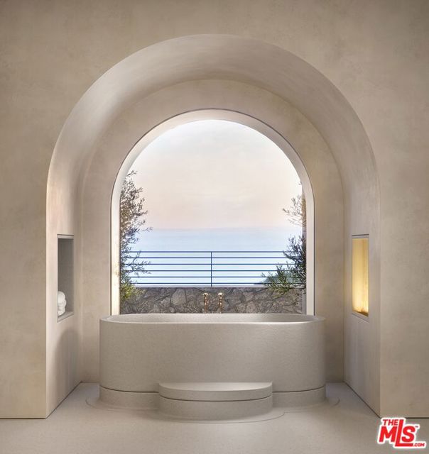 MLS #25596451 image #4