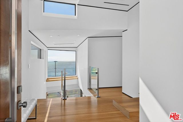 MLS #25596849 image #17