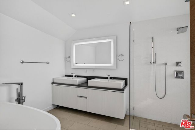 MLS #25596849 image #26