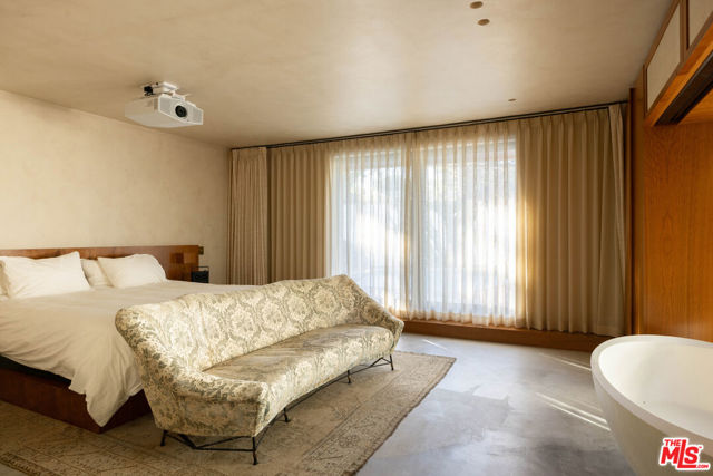 MLS #25596935 image #30