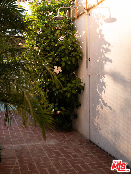 MLS #25596935 image #32