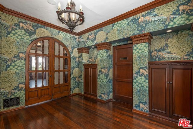 MLS #25596951 image #14