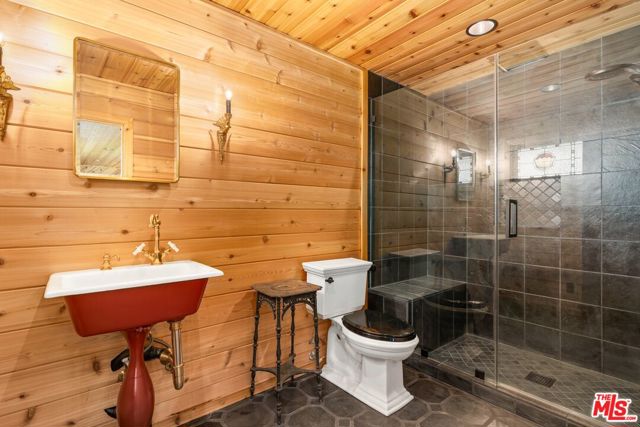 MLS #25596951 image #64