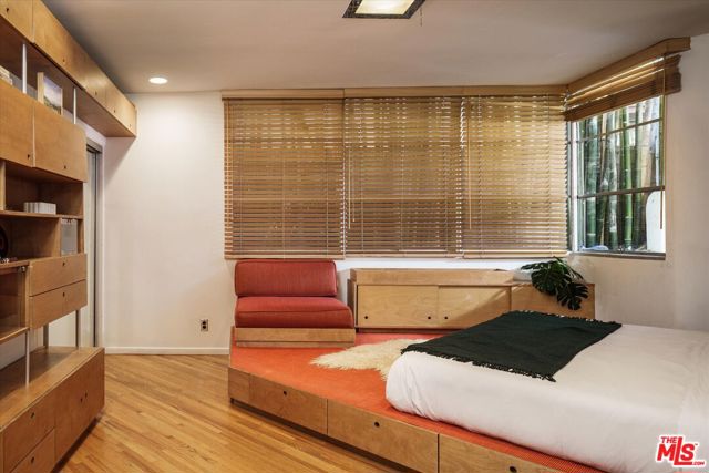 MLS #25597121 image #14