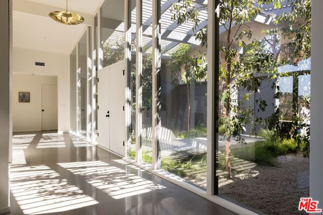 MLS #25597303 image #5