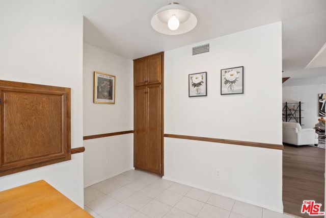 MLS #25597507 image #18