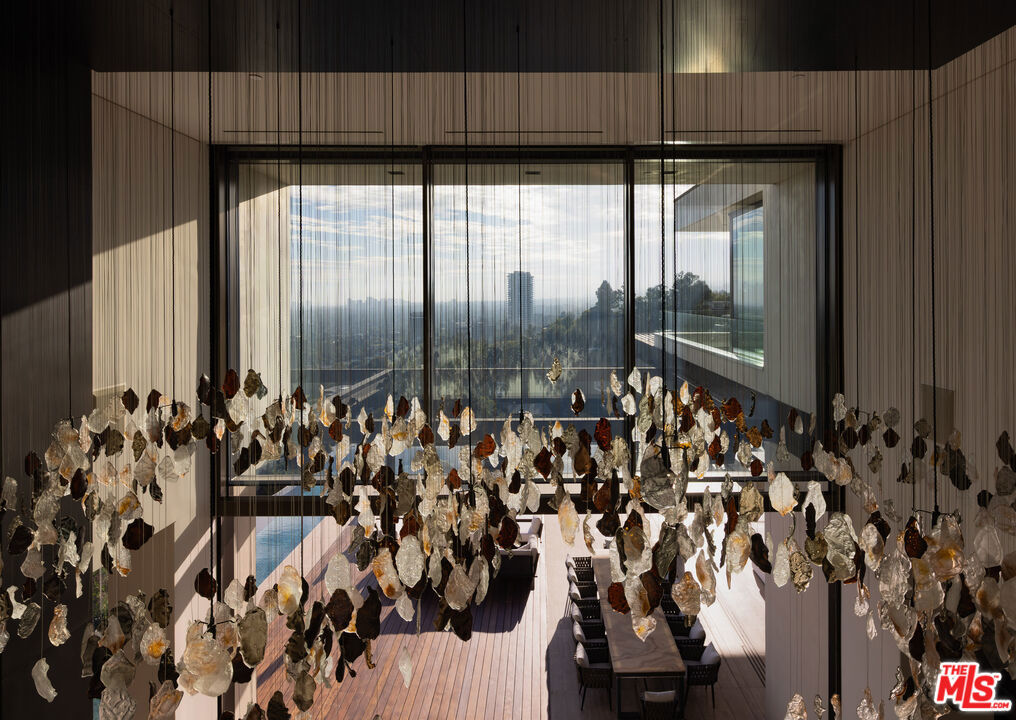 MLS #25597515 img 20