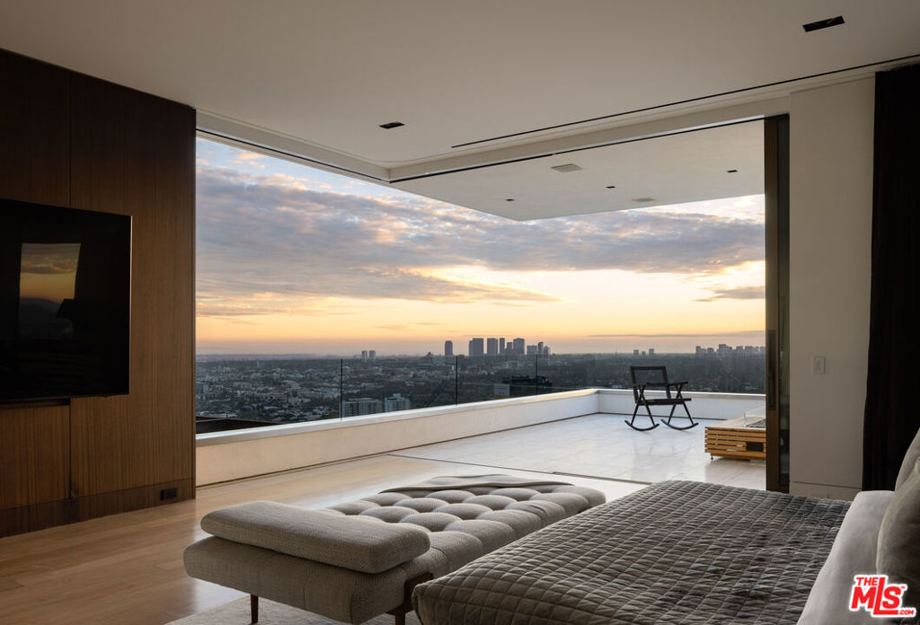 MLS #25597515 img 22