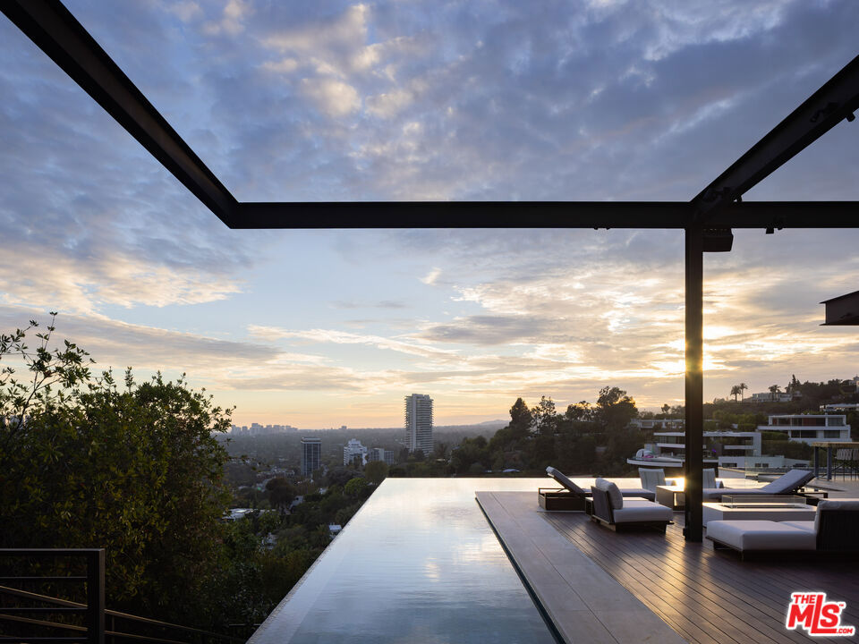 MLS #25597515 img 29