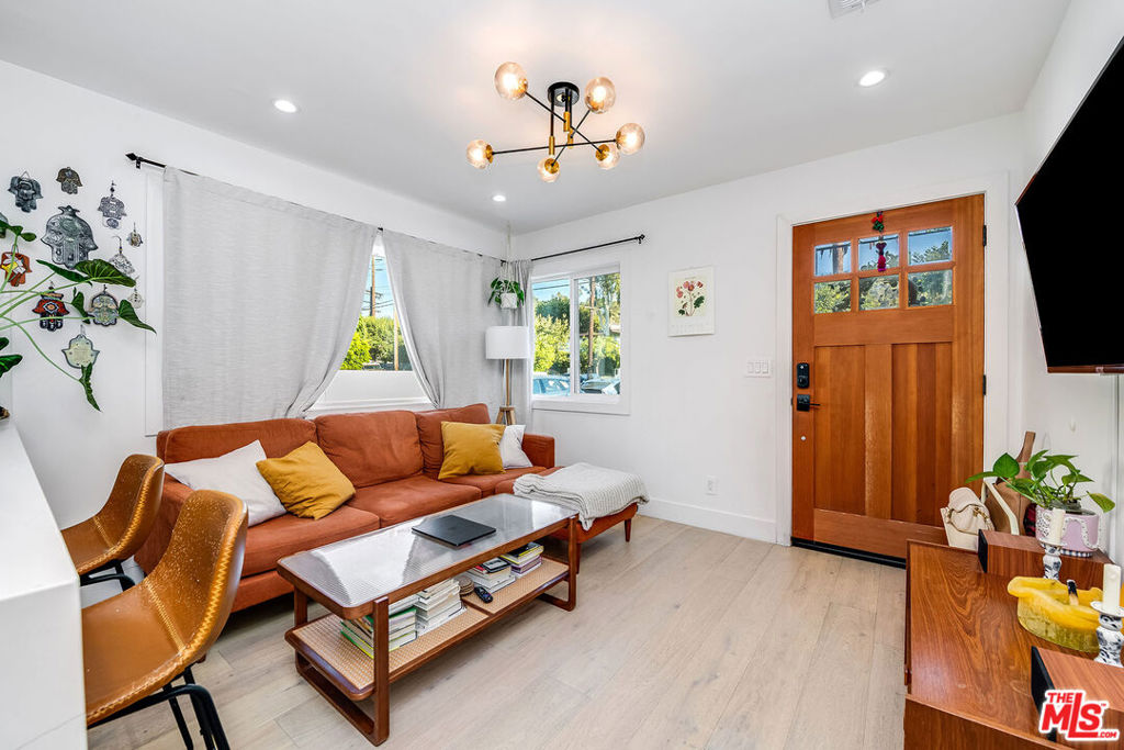 MLS #25597577 image #12