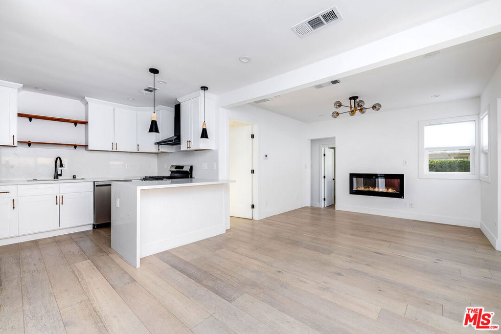 MLS #25597577 image #22