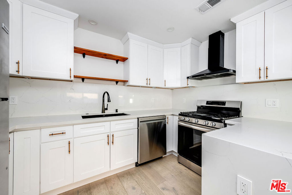 MLS #25597577 image #24