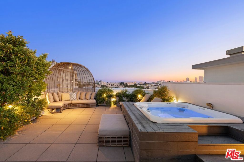 MLS #25597597 image #17