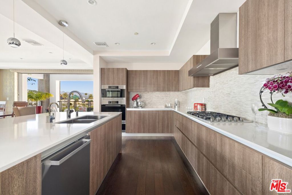 MLS #25597597 image #44