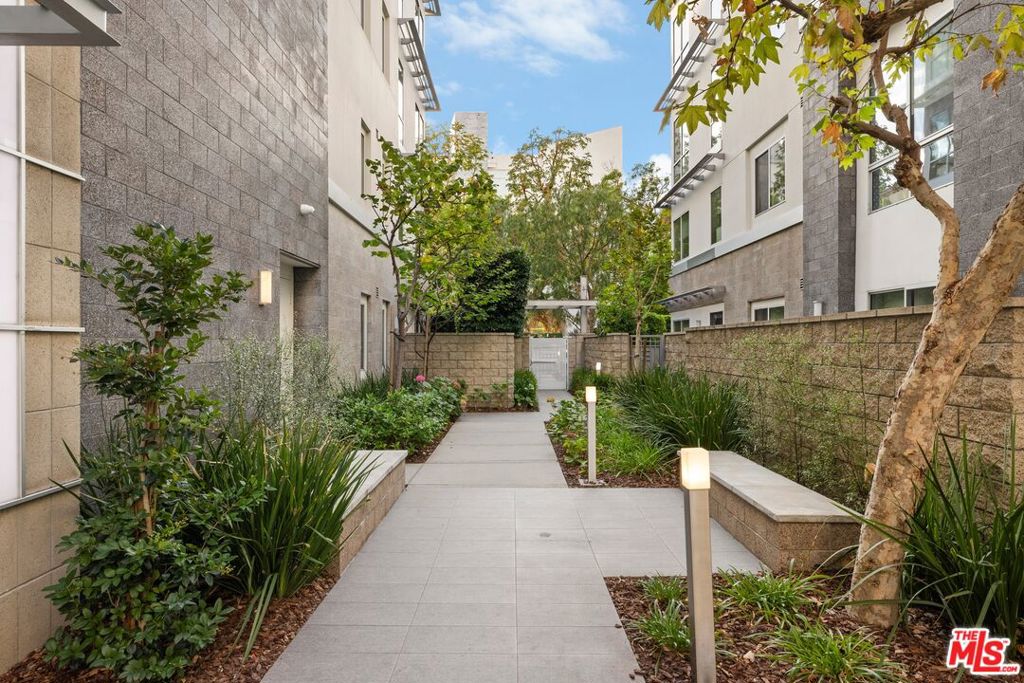 MLS #25597597 image #61