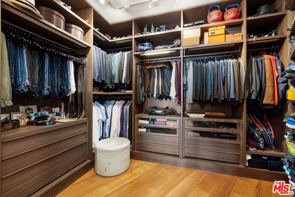 MLS #25597681 image #10