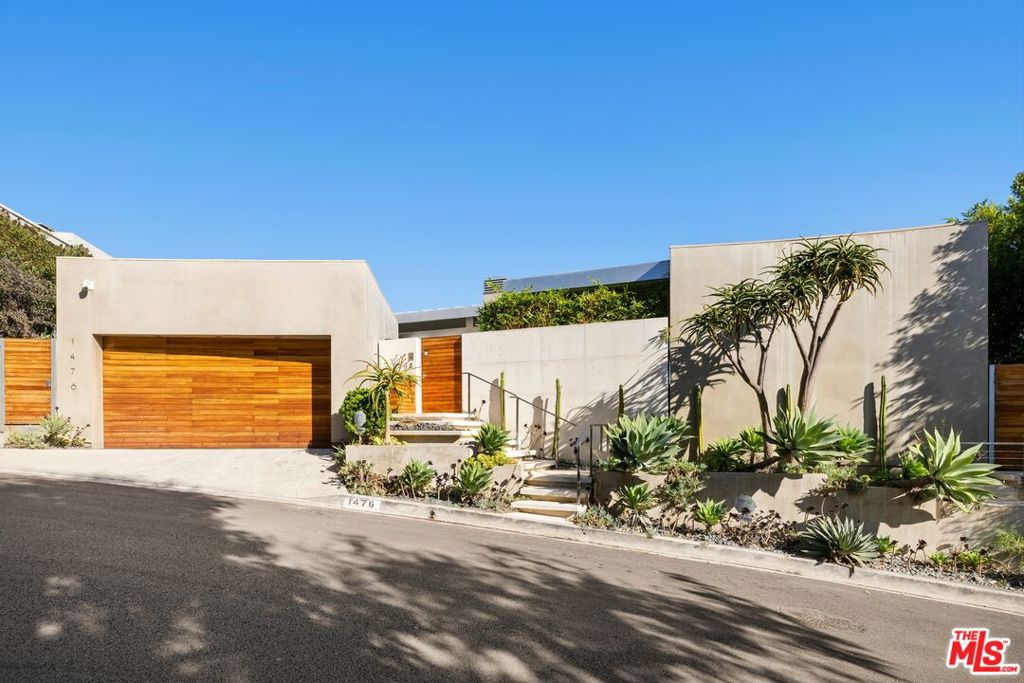 MLS #25597681 image #17