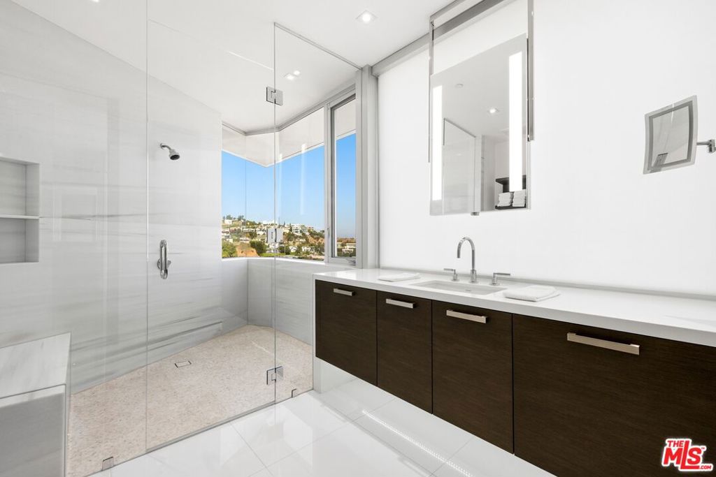 MLS #25597681 image #7