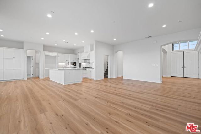 MLS #25597749 image #12