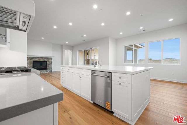 MLS #25597749 image #17