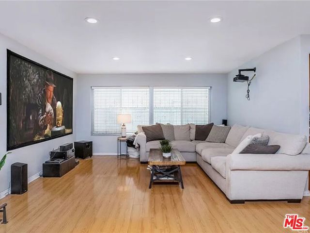 MLS #25597819 image #10