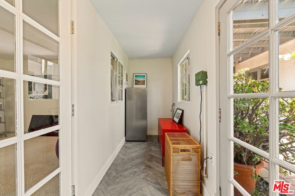 MLS #25597837 image #20