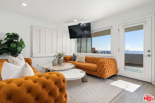 MLS #25573659 image #1