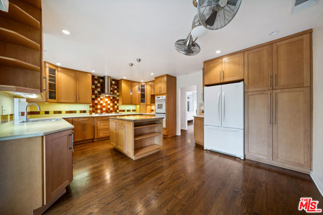 MLS #25597977 image #17