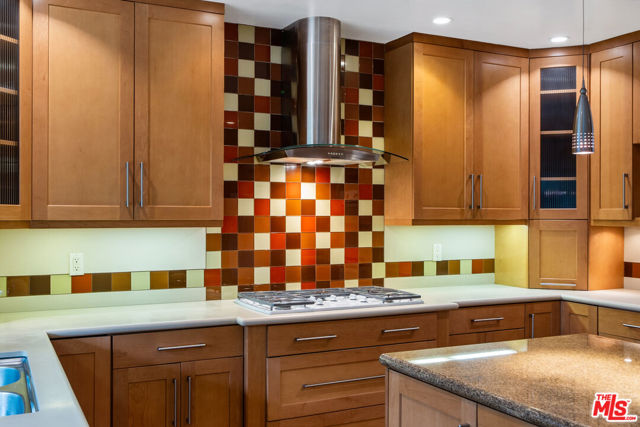 MLS #25597977 image #19