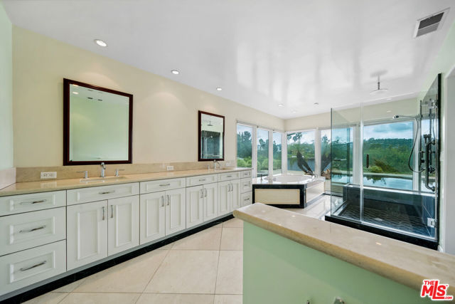 MLS #25597977 image #22