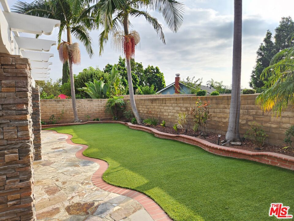 MLS #25598397 image #14