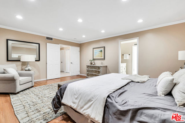 MLS #25598657 image #15