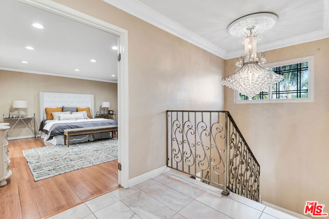 MLS #25598657 image #22