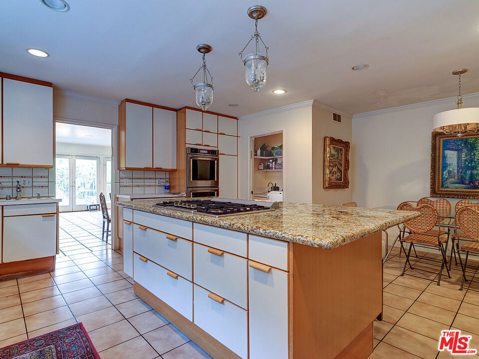 MLS #25598861 image #15