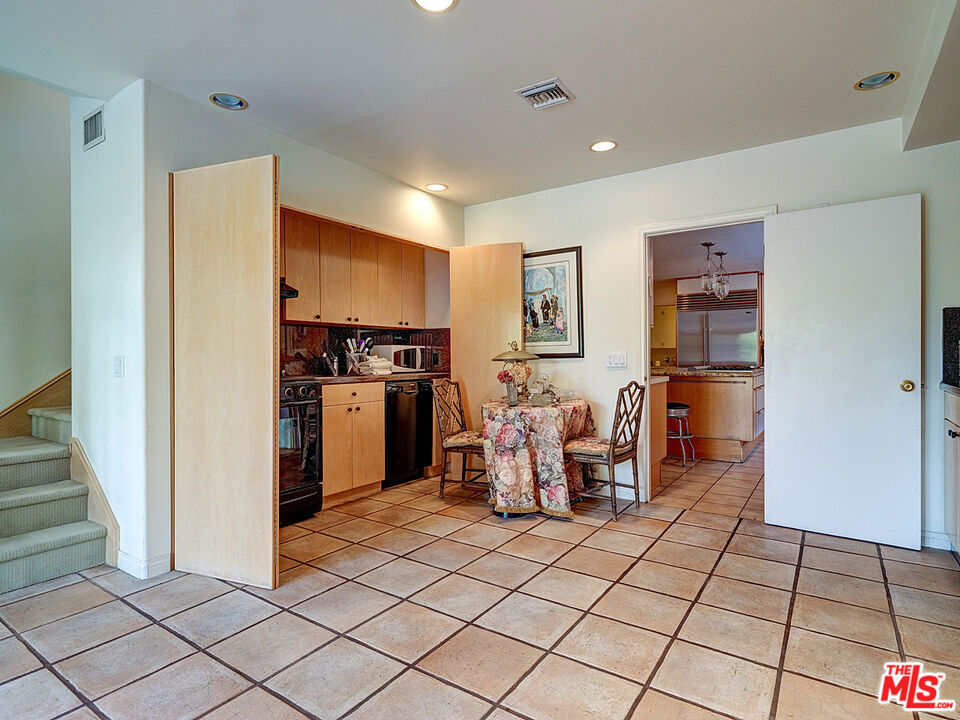 MLS #25598861 image #17