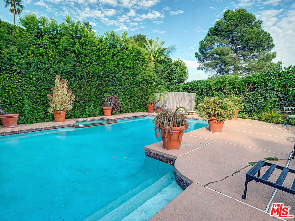 MLS #25598861 image #32