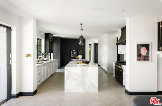 MLS #25598935 image #15