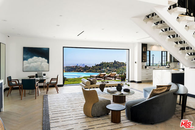 MLS #25598935 image #9