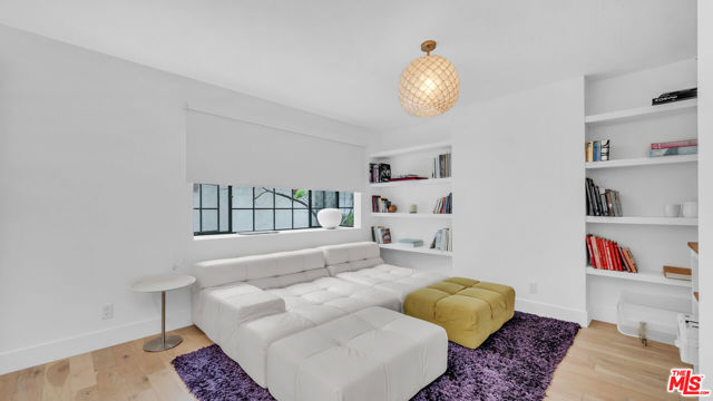 MLS #25598969 image #17