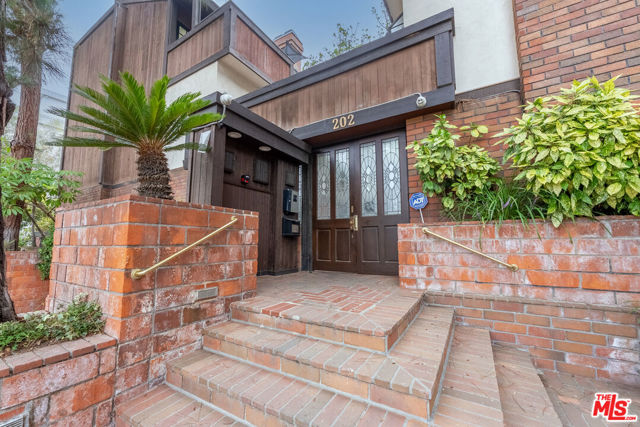 MLS #25598969 image #2