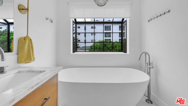 MLS #25598969 image #24