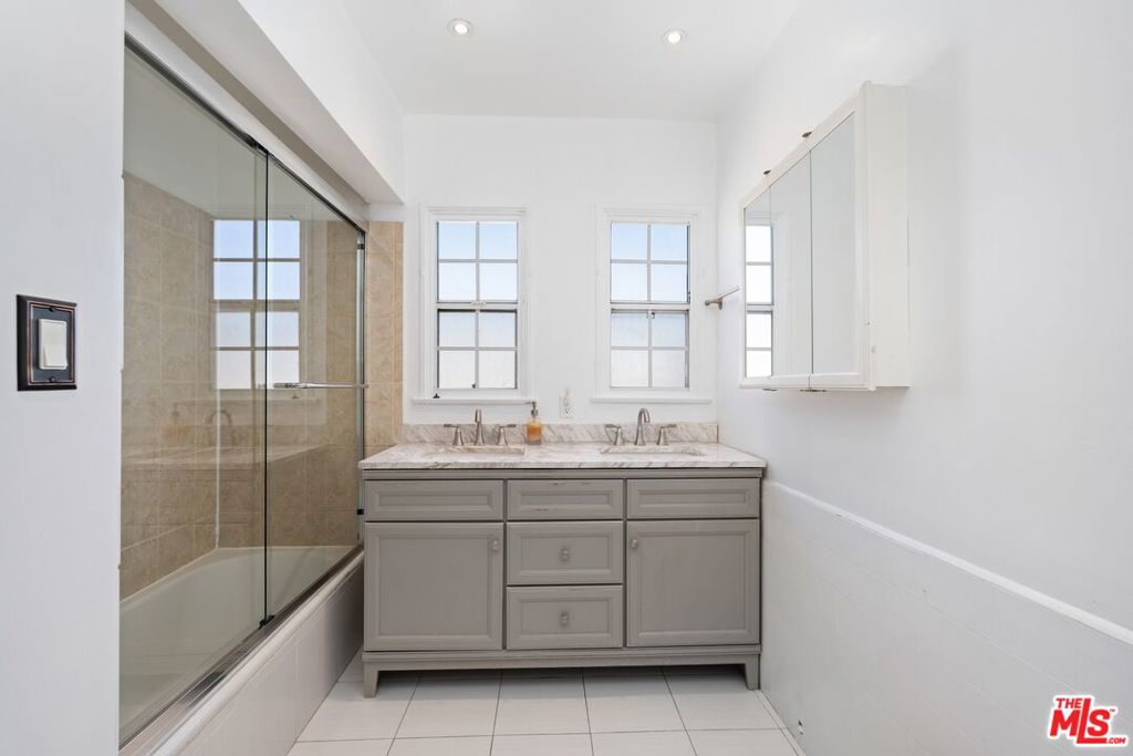 MLS #25599005 image #21