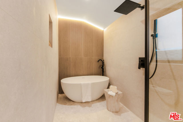 MLS #25599569 image #23