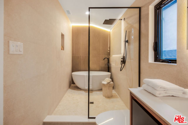 MLS #25599569 image #25