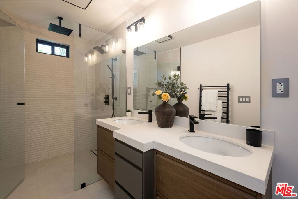 MLS #25599943 image #17