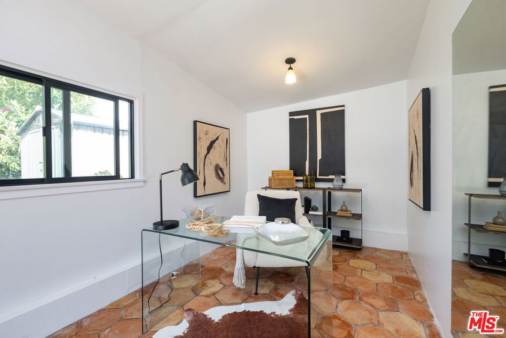 MLS #25599943 image #20