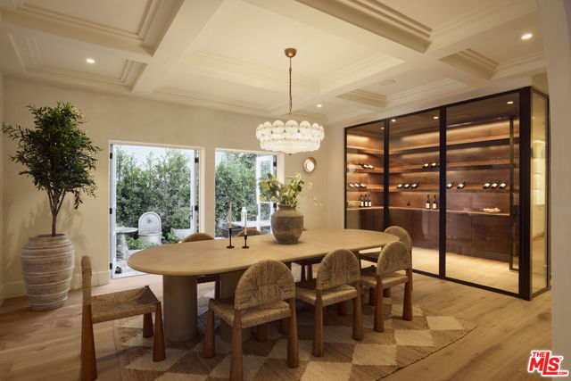 MLS #25600075 image #13