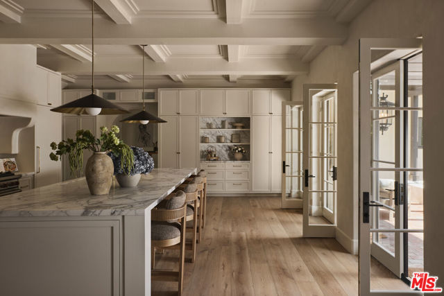 MLS #25600075 image #8